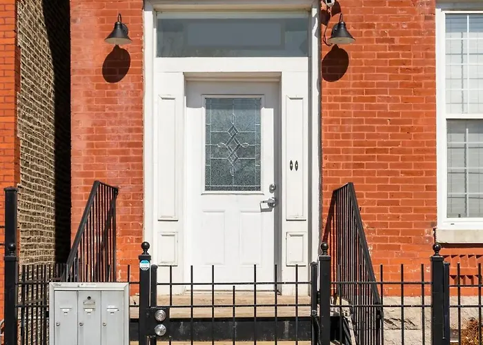 Fully Furnished Bedroom Near Medical District And Uic *