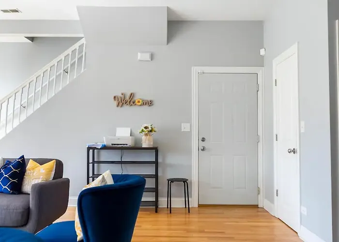 Fully Furnished Bedroom Near Medical District And Uic *